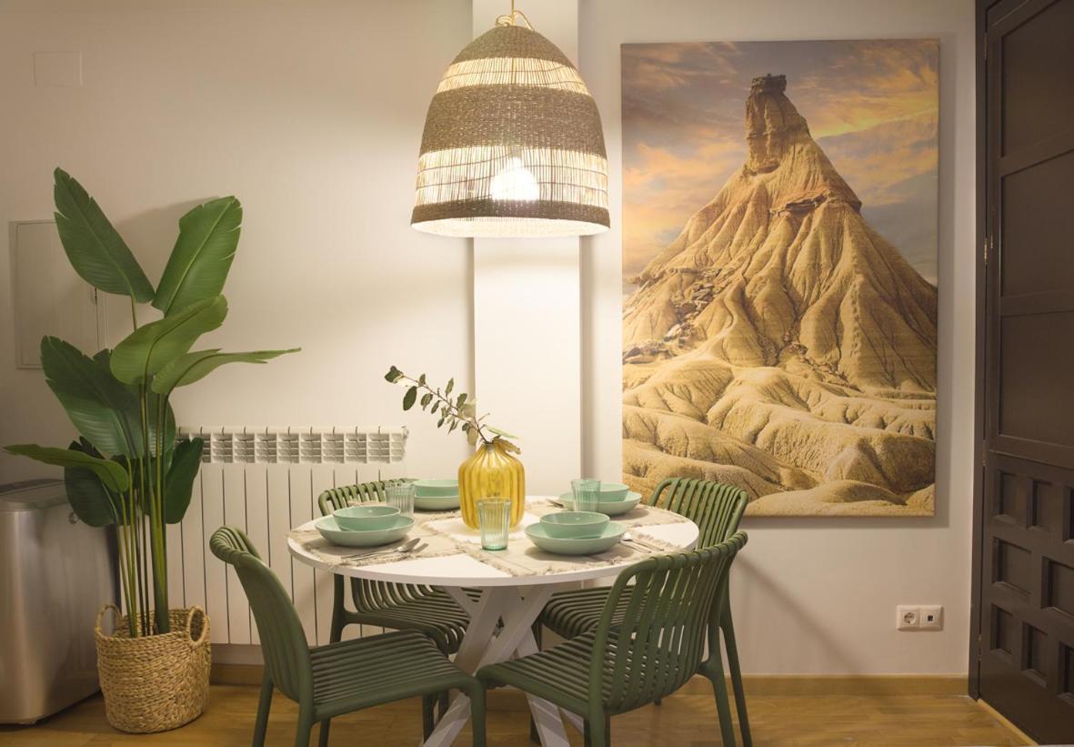 Apartamento Palacio Descalzos Tudela Exterior photo