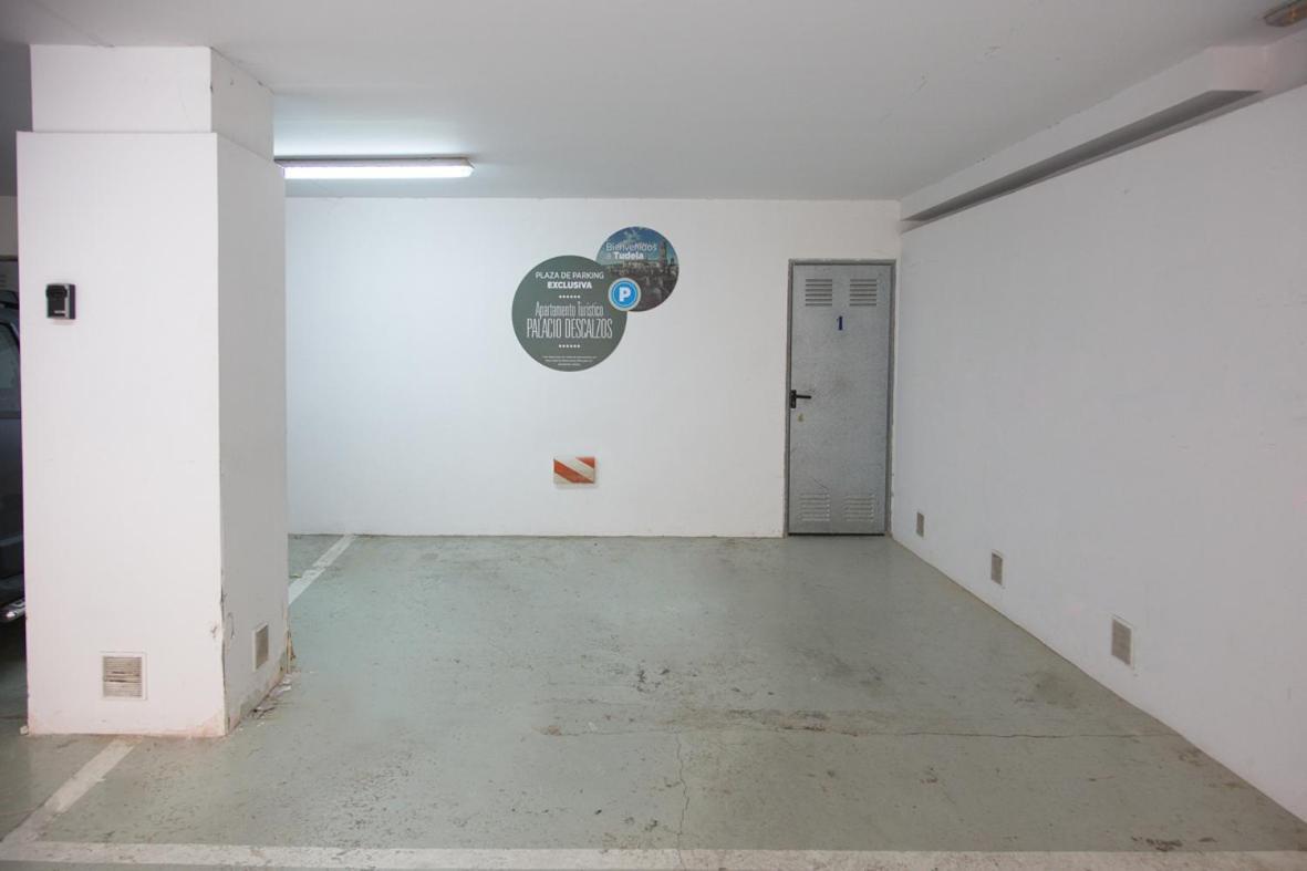 Apartamento Palacio Descalzos Tudela Exterior photo